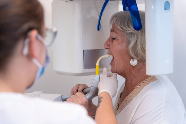 Best Emergency Dental Care for Broken or Chipped Teeth in Hometown, IL